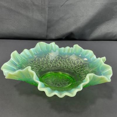 -120- GLASSWARE | 1908 Green Opalescent Jefferson Many Loops Bowl