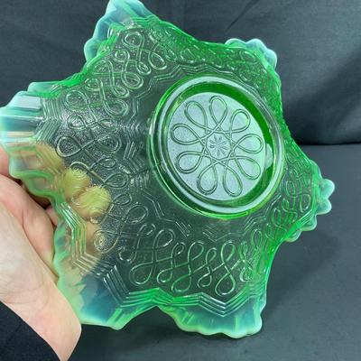 -121- GLASSWARE | Green Opalescent Jefferson Many Loops Small Bowl