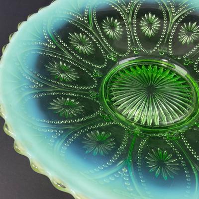 -122- GLASSWARE | Vintage Northwood Spokes & Wheels Green Opalescent Bowl