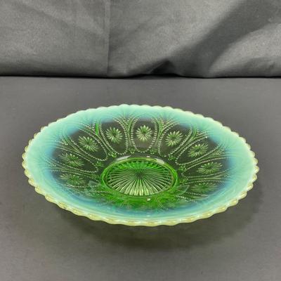 -122- GLASSWARE | Vintage Northwood Spokes & Wheels Green Opalescent Bowl