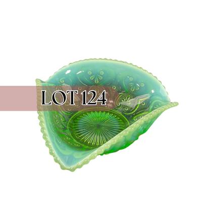 -124- URANIUM | Triangle Green Opalescent Bowl