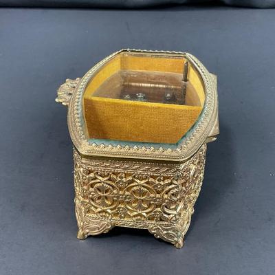 -134- COLLECTIBLE | Jewelry Casket & Music Box