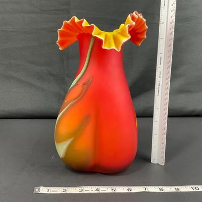 -138- GLASSWARE | Azerbaijan Art Glass vase