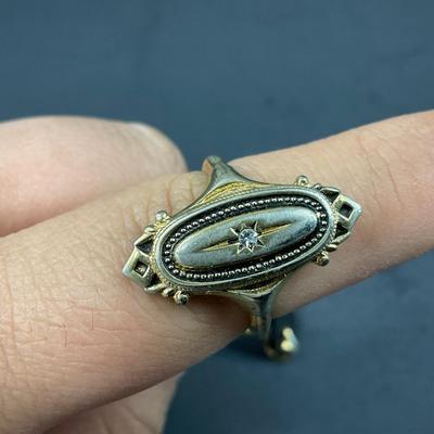 -145- COSTUME JEWELRY | Assorted Avon Rings