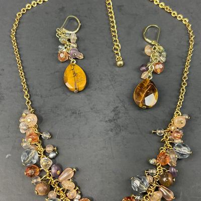 -150- COSTUME JEWELRY | Fun Assorted Fall Jewelry Pieces