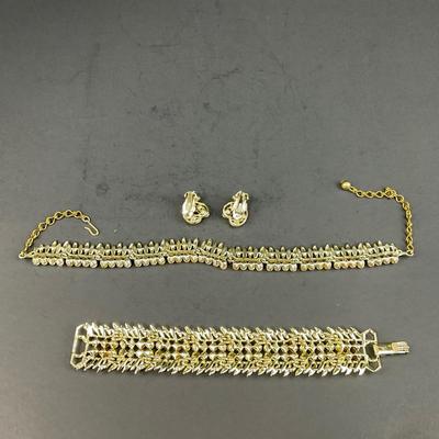 -151- COSTUME JEWELRY | BSK Vintage Wide Bracelet, Choker Necklace, & Earrings Set