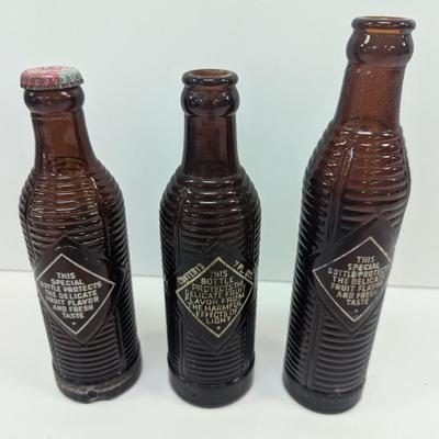 Vintage Bottles - Old Colony's - Crush - NEHI - Fine Flavors - Simba Various Distribution Sites