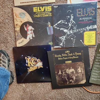 Lot of 19 Record Albums Wings Rod Stewart Dave Mason Little river band Elvis Studio 54
