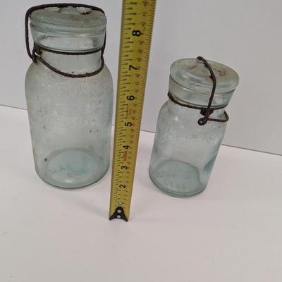 Trade Mark Lightning Putman Jars