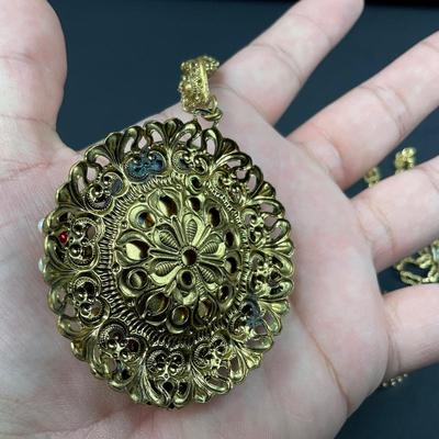 -155- COSTUME JEWELRY | Statement Pendant Flower Necklaces