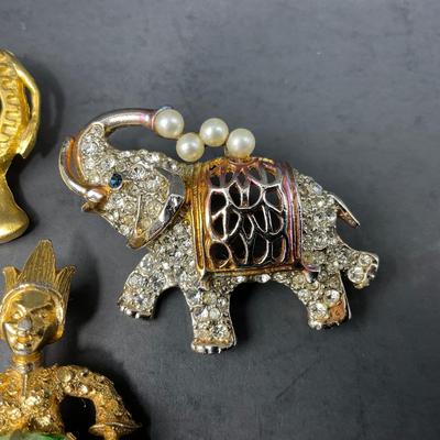 -161- PINS | Assorted Brooches Elephants | BSK Marked