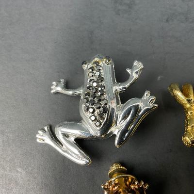 -162- PINS | Assorted Frog Brooches