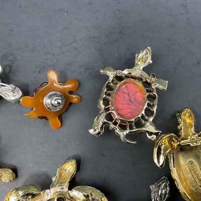 -163- PINS | Assorted Colorful Turtle Brooches | Gerry & Avon