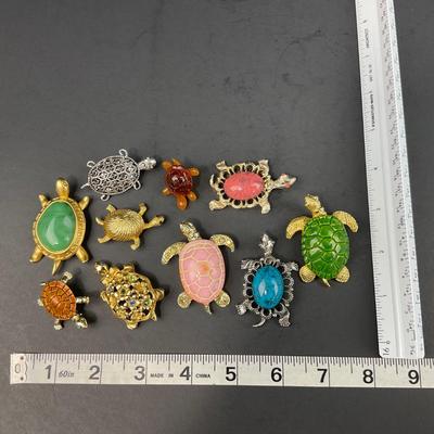 -163- PINS | Assorted Colorful Turtle Brooches | Gerry & Avon