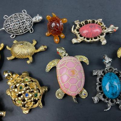 -163- PINS | Assorted Colorful Turtle Brooches | Gerry & Avon