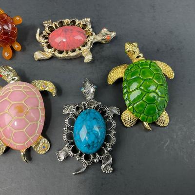 -163- PINS | Assorted Colorful Turtle Brooches | Gerry & Avon