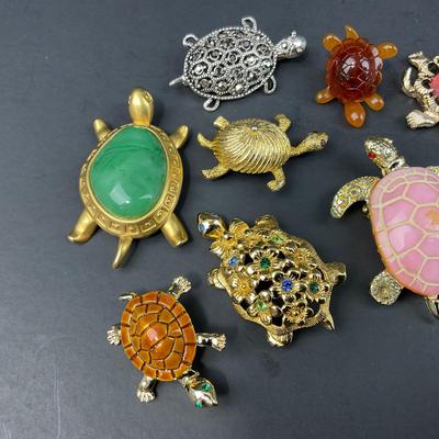 -163- PINS | Assorted Colorful Turtle Brooches | Gerry & Avon