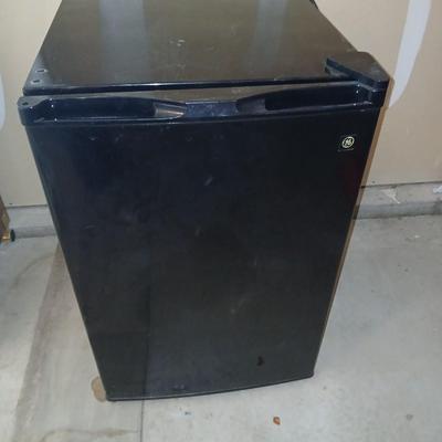 GE® ENERGY STAR® 4.5 Cu. Ft. Compact Refrigerator