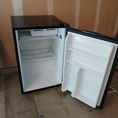 GE® ENERGY STAR® 4.5 Cu. Ft. Compact Refrigerator