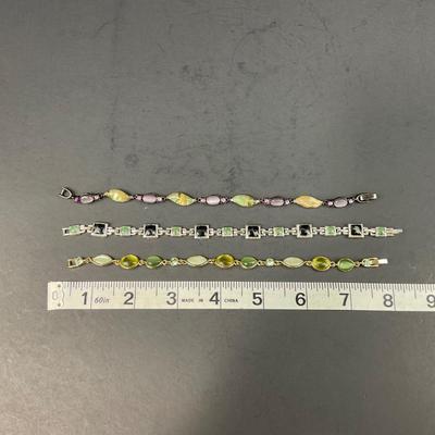 -167- COSTUME JEWELRY | Assorted Colored Bracelets