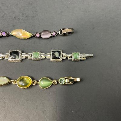 -167- COSTUME JEWELRY | Assorted Colored Bracelets