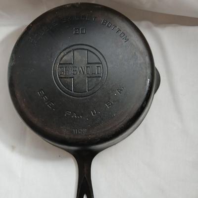 Immaculate Griswold Hinged Double Skillet 80 Top 1103 And Bottom 1102 Erie PA Cast Iron
