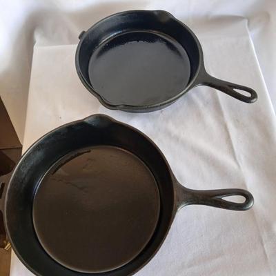 Immaculate Griswold Hinged Double Skillet 80 Top 1103 And Bottom 1102 Erie PA Cast Iron