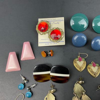 -171- COSTUME JEWELRY | Assorted Miscellaneous Earrings