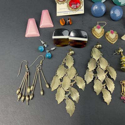 -171- COSTUME JEWELRY | Assorted Miscellaneous Earrings