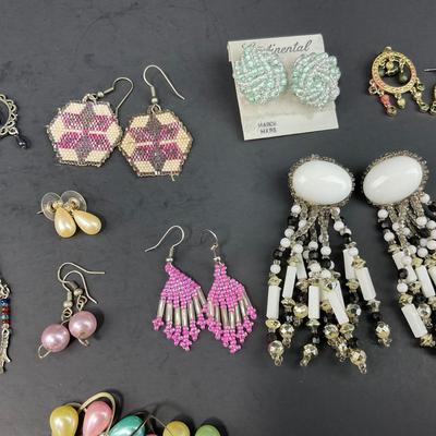 -175- COSTUME JEWELRY | Assorted Miscellaneous Earrings