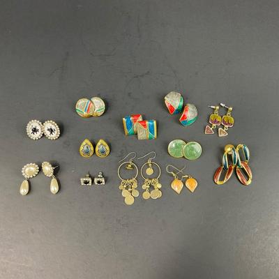 -176- COSTUME JEWELRY | Assorted Miscellaneous Earrings