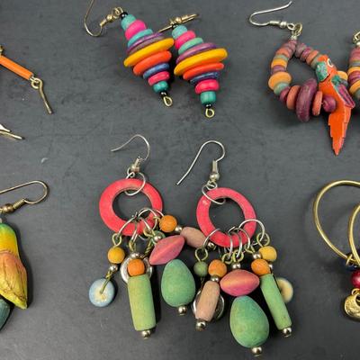 -179- COSTUME JEWELRY | Assorted Miscellaneous Earrings