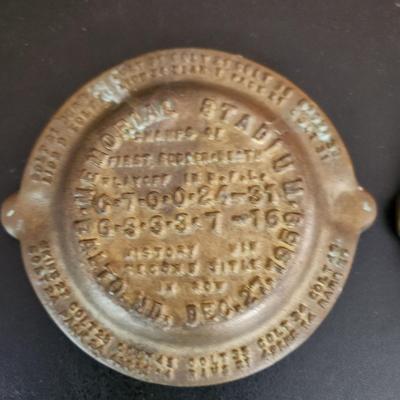 2 Vintage Baltimore Colts 1958 1959 Heavy Metal Ashtrays Memorial Stadium Yankee Stadium