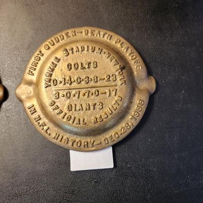 2 Vintage Baltimore Colts 1958 1959 Heavy Metal Ashtrays Memorial Stadium Yankee Stadium