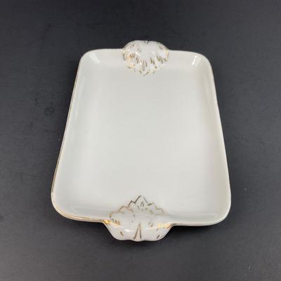 -184- COLLECTIBLE | An Irice Hand Painted White Tray | Marked