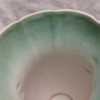 Weller Pottery, c.1934-39 “Roba” 13″ Floral Vase (Gladiola) w/ Ribbon Handles, Item # R-20