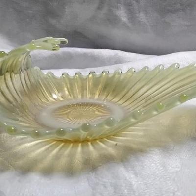 Rare Fostoria Heirloom Vaseline Glass 7" Bon Bon Dish #2729/135