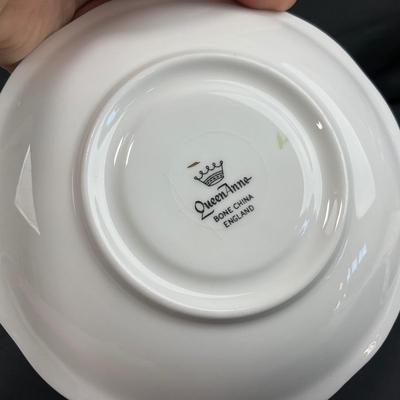 -193- COLLECTIBLE | Mismatched Set Of Cups & Saucers