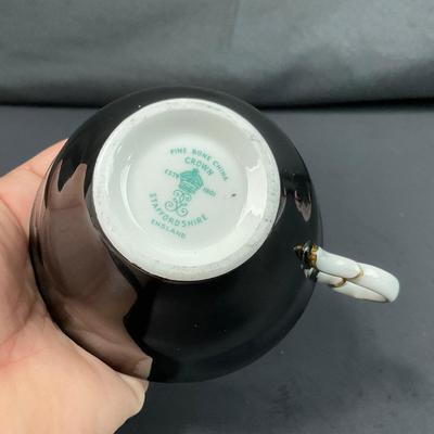-194- COLLECTIBLE | Mismatched Set Of Cups & Saucers