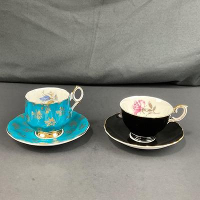 -194- COLLECTIBLE | Mismatched Set Of Cups & Saucers