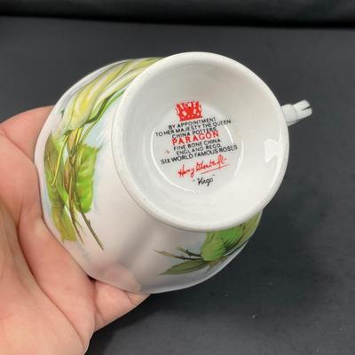 -195- COLLECTIBLE | Mismatched Set Of Cups & Saucers