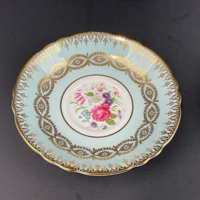 -196- COLLECTIBLE | Mismatched Set Of Cups & Saucers