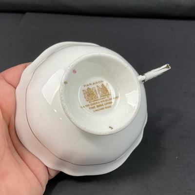 -196- COLLECTIBLE | Mismatched Set Of Cups & Saucers