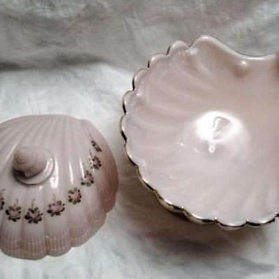 1930's Cambridge Pink Tuscan Nautilus Clam Shell Candy Dish & Lid