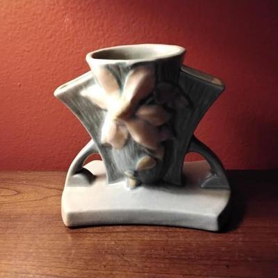 Roseville Pottery Blue Clematis Triple Vase - #192-5 Circa 1940's