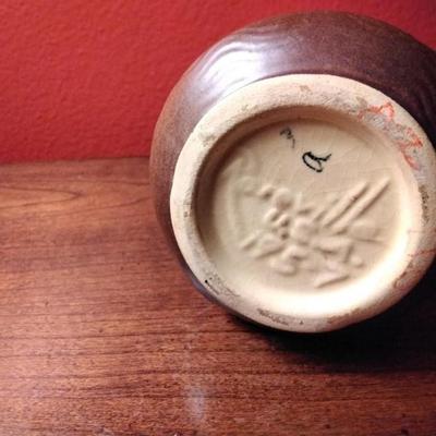 Roseville Freesia Tangerine Long Necked Bud Vase #195-7