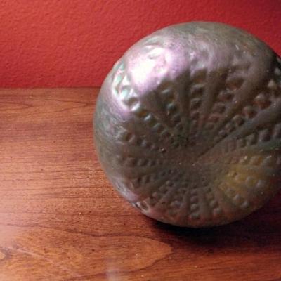 Kralik Neptune Sea Urchin Iridescent Vase 8" Circa 1900-1905