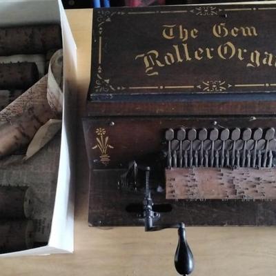 The Gem Roller Organ Made in 1923 (Stamped)