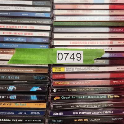 Large Lot Music CDs includes Tote