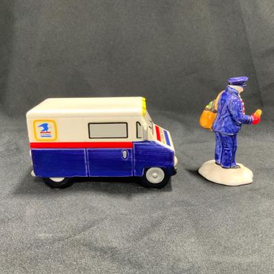 Lot 16 | Special Delivery | USPS